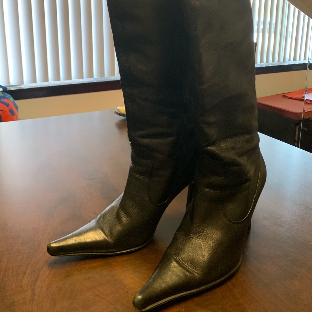 Black Aldo’s boots